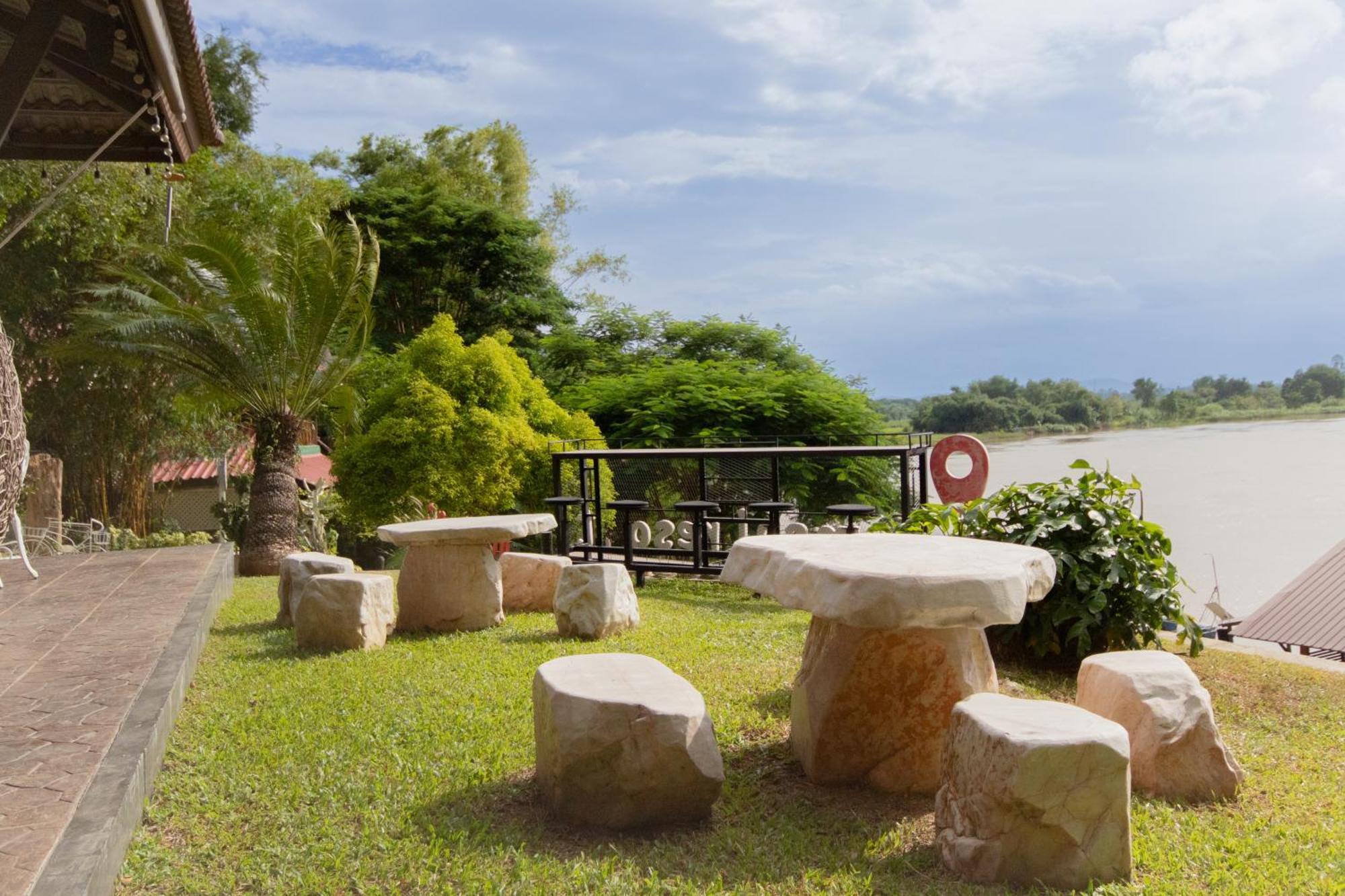 Namsai Resort Kanchanaburi Exterior photo